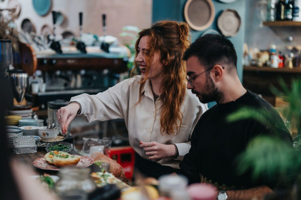 Alimentul adorat de români pe litoral. E ieftin și îl poți face și tu acasă, foarte ușor