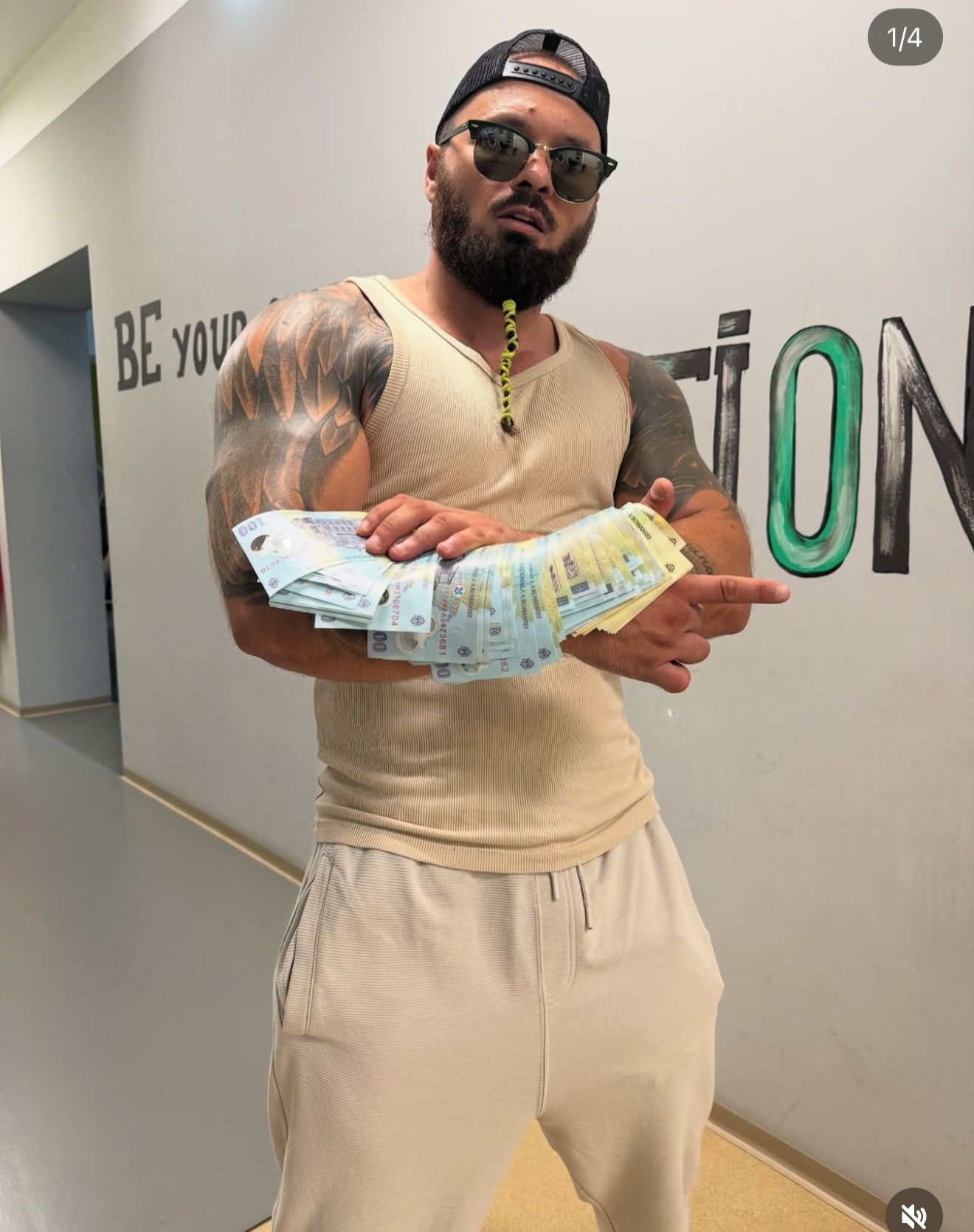 Neveu a semnat pe 50.000 de euro pentru a intra în ring cu Meko. sursă - social media.