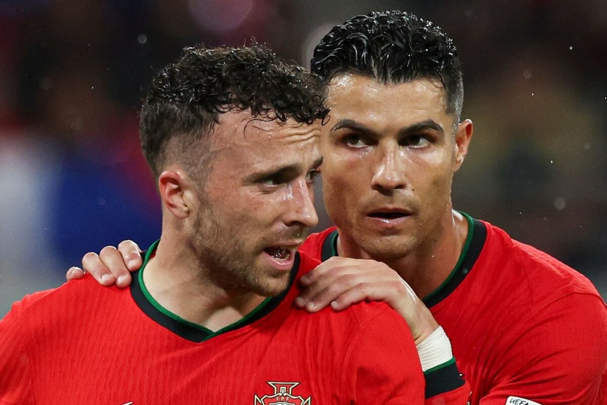 Cristiano Ronaldo, apărat de un nume greu după ce a fost taxat pentru că a lipsit de la înmormântarea lui Diogo Jota: ”În realitate…”