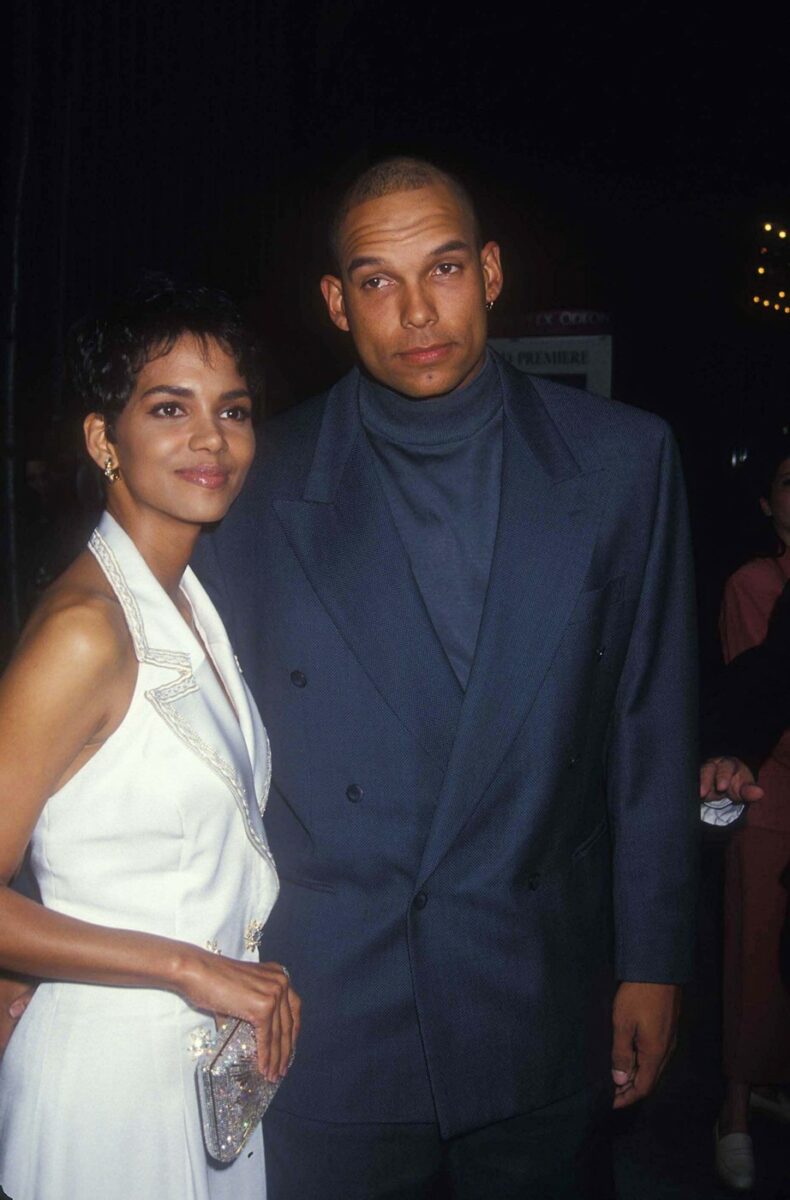Motivul HALUCINANT pentru care Halle Berry a fost părăsită de soț, după 4 ani de căsnicie: ”Strigător la cer!”
