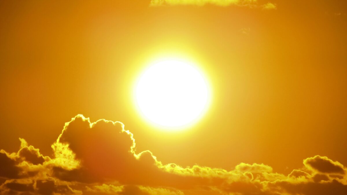 Ce este maximul solar care a cuprins România? Vremea o va lua razna până în 2026, apoi avem o surpriză în 2030