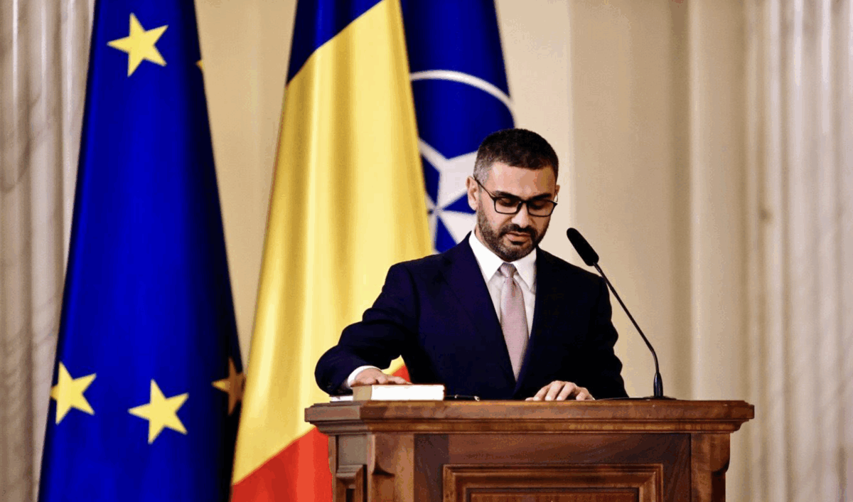 Anunț de ULTIMA ORĂ de la Ministerul Muncii: urmează concedieri și comasări