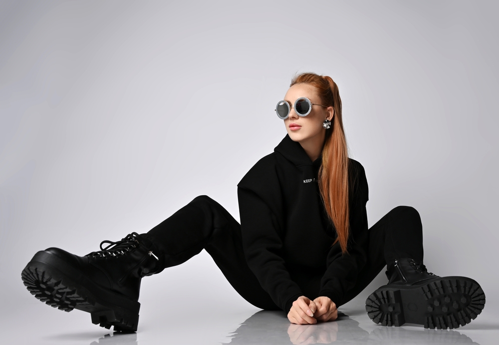 (P) Cum să porți un hanorac cu ghete? 6 idei de styling