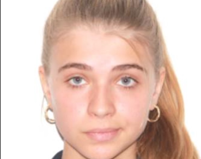 Andreea, o adolescentă de 14 ani din Suceava, a dispărut fără urmă de 11 zile. Mama fetei e disperată: ”Am primit amenințări!”