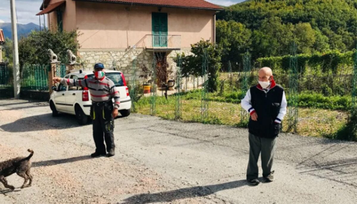 Orașul în care locuiesc doar 2 oameni. Culmea, cei doi nu se prea suportă!