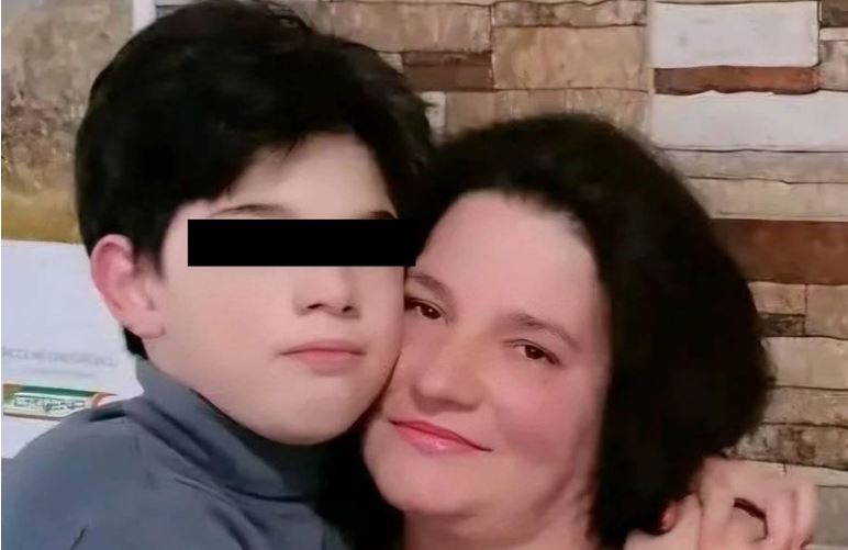 Anișoara Șuhan, o femeie de 53 de ani din Botoșani, și-a pierdut viața într-un accident rutier cumplit. Fiul său a ajuns în stare gravă la spital
