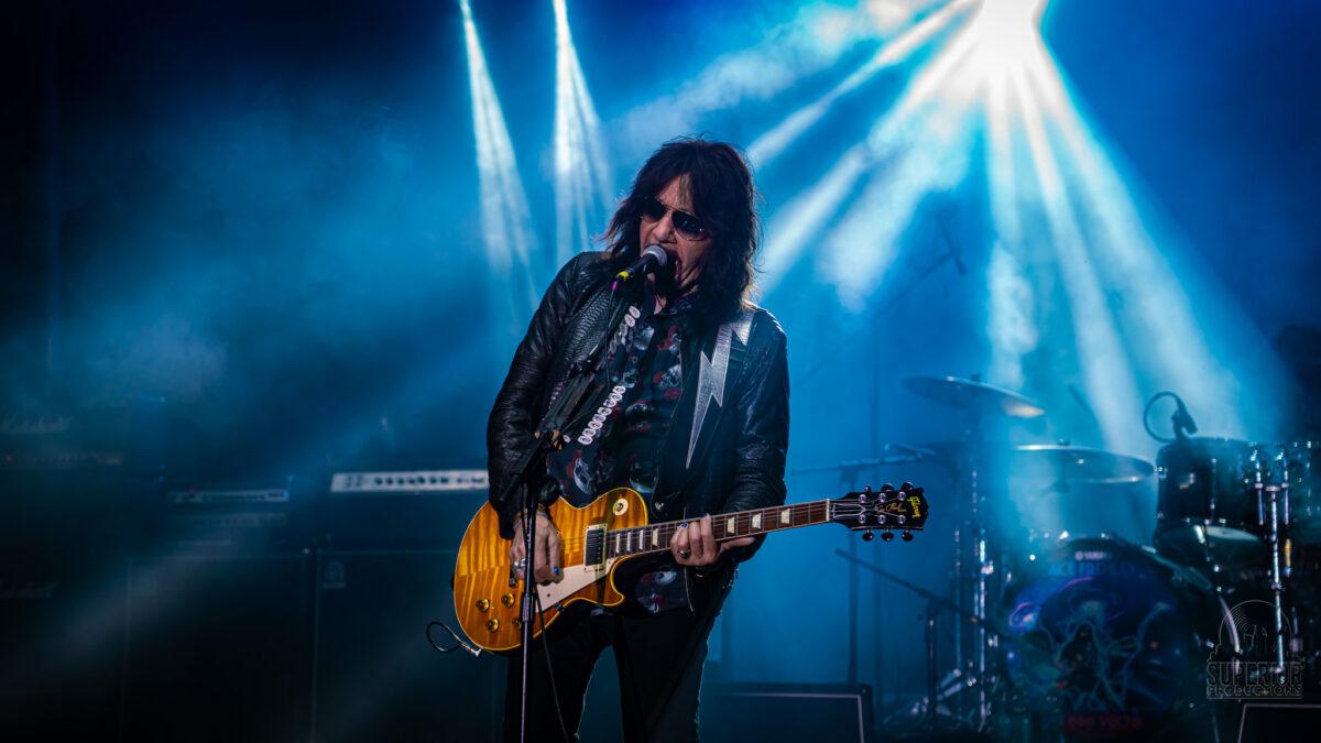Imagine Stire Doliu în lumea muzicii internaționale! Chitaristul Ace Frehley a murit la 74 de ani | 2review.ro