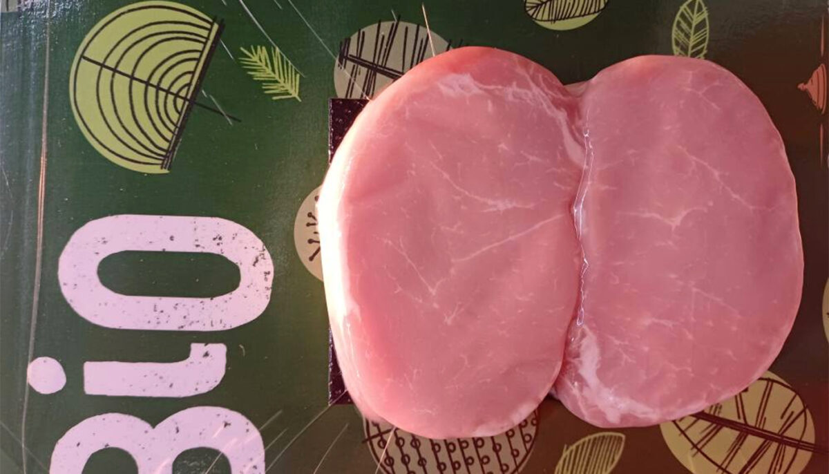 Imagine Stire Cu cât se vinde 1 kg de cotlet de porc din Danemarca în magazinele din România. Turiștii au crezut că este o eroare | 2review.ro