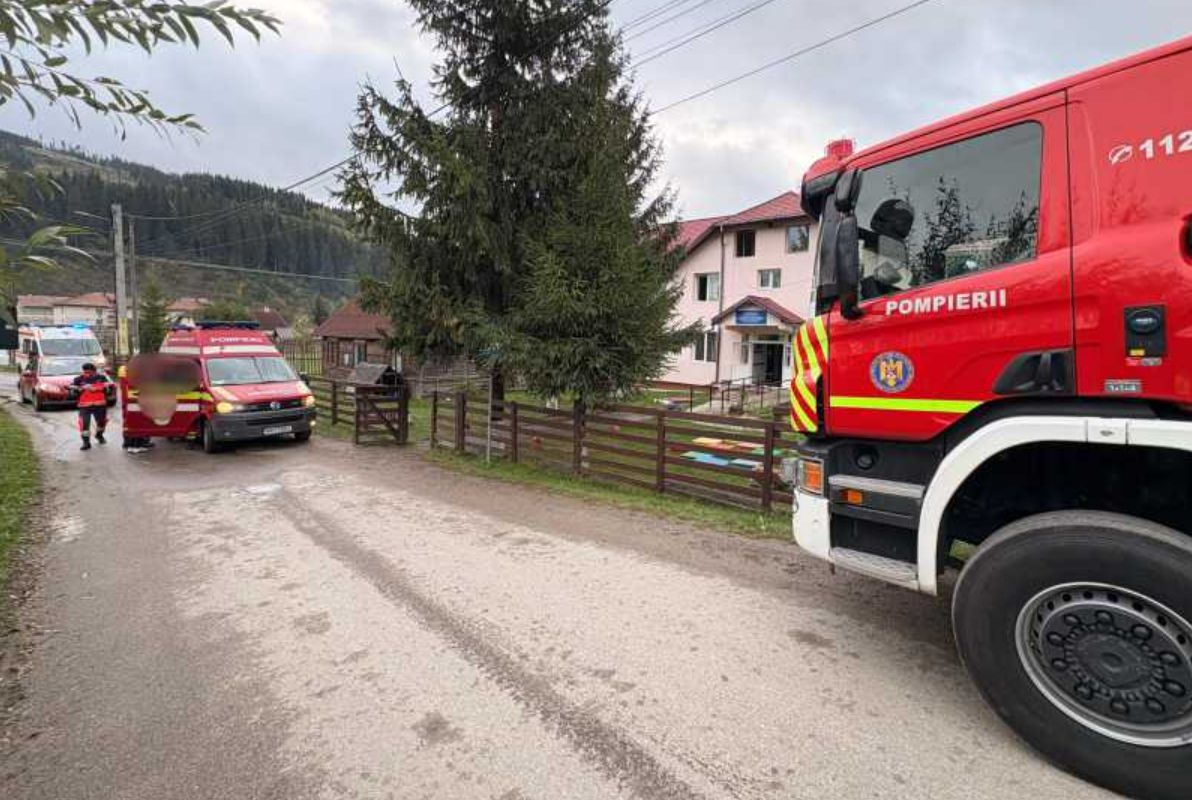 Incendiu puternic la un centru de reabilitare pentru adulți cu dizabilități din Suceava: 29 de persoane au fost evacuate