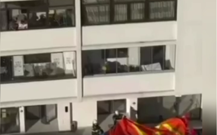 Un bărbat din Vâlcea s-a aruncat de la etajul 3 al blocului în care locuia. Ce a scris în biletul de ADIO