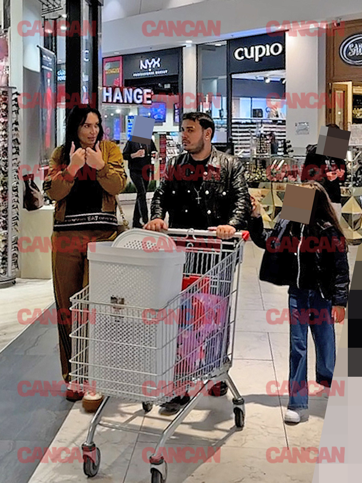 Sorinel Copilul de Aur a avut o discuție aprinsă cu soția, în public