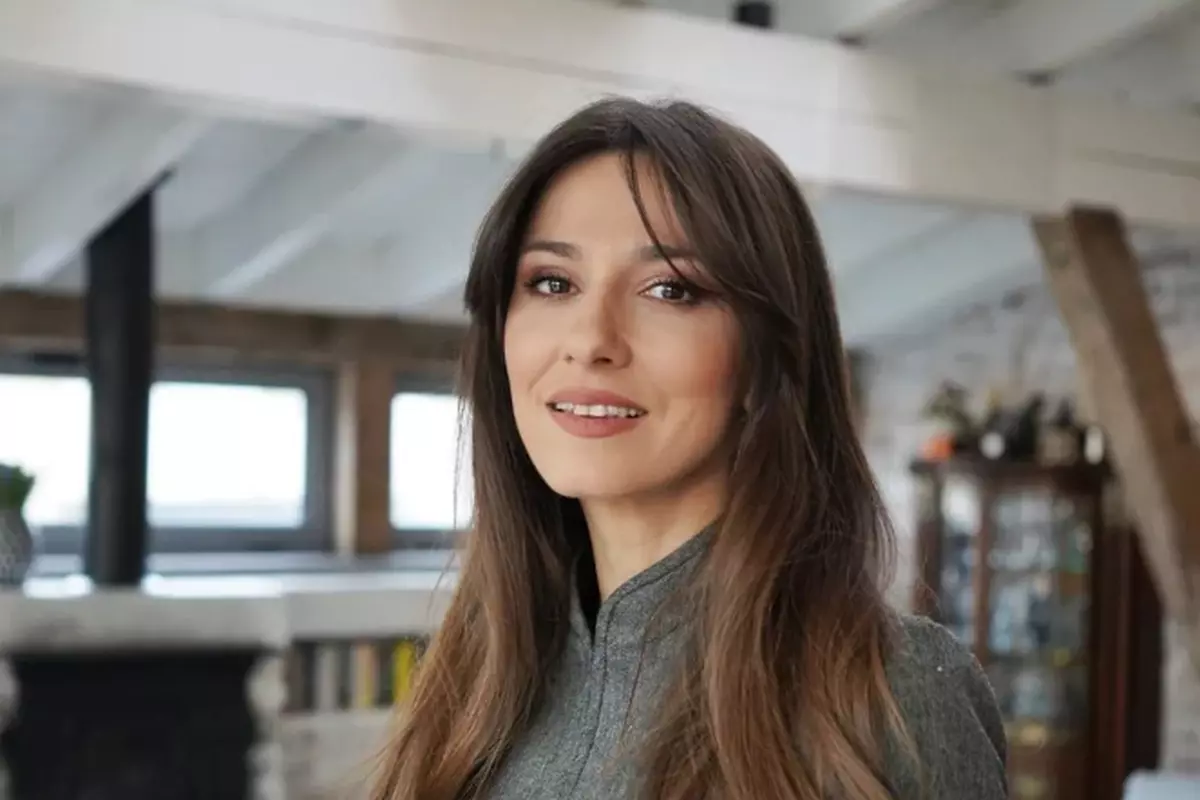 Nu e u&#537;or s&#259; fii mam&#259; de genii! Dana Rogoz: &bdquo;Realmente, eu nu mai fac fa&#539;&#259;&rdquo;