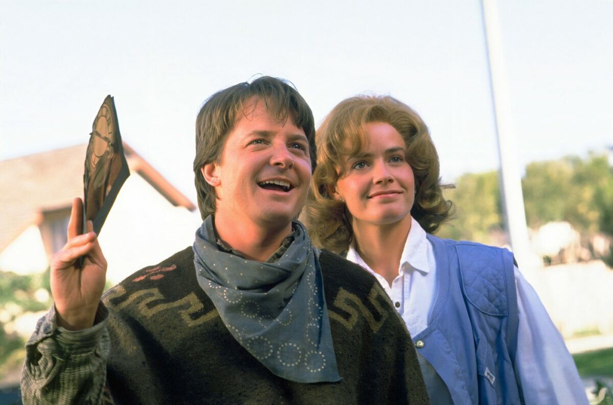 Imagine Stire Cum arată acum Michael J. Fox din filmele „Înapoi în viitor”. Actorul suferă cumplit de 35 de ani | 2review.ro