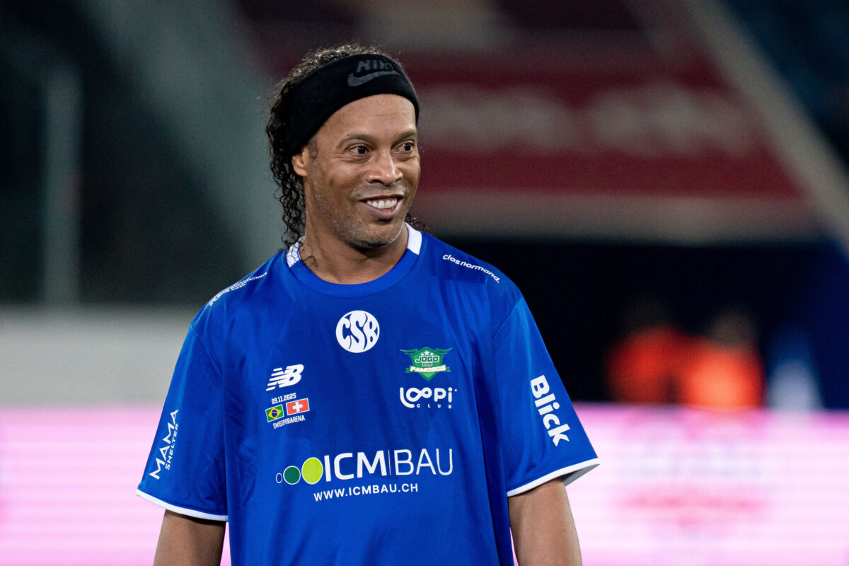 Primele imagini cu Ronaldinho în România! Balonul de Aur, meci de senzație în Iași: ”Este ceva istoric”