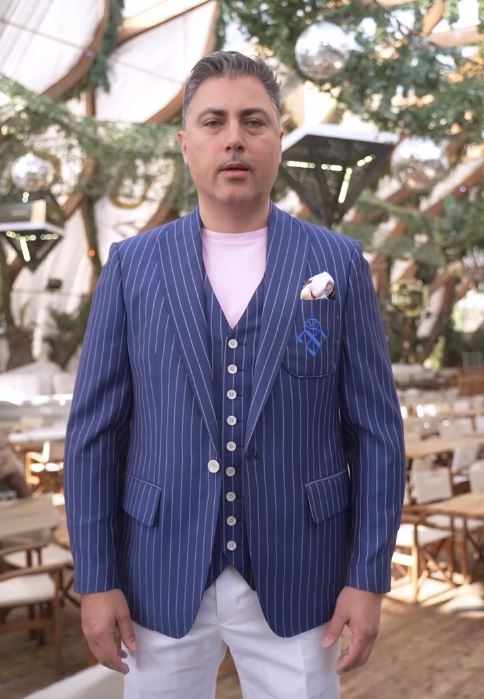 Antena 1 îi vrea la Survivor! “Spaima loteriei” și designerul Casei Regale își negociază șederea în junglă!