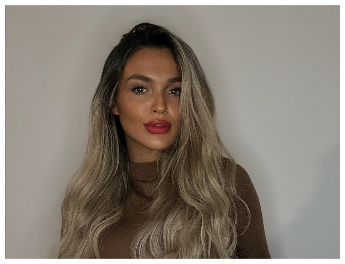 Imagine Stire Ella Vișan ”incendiază” internetul după ce s-a speculat că s-ar fi cuplat cu Răzvan Kovacs: ”M-am îndrăgostit” | 2review.ro