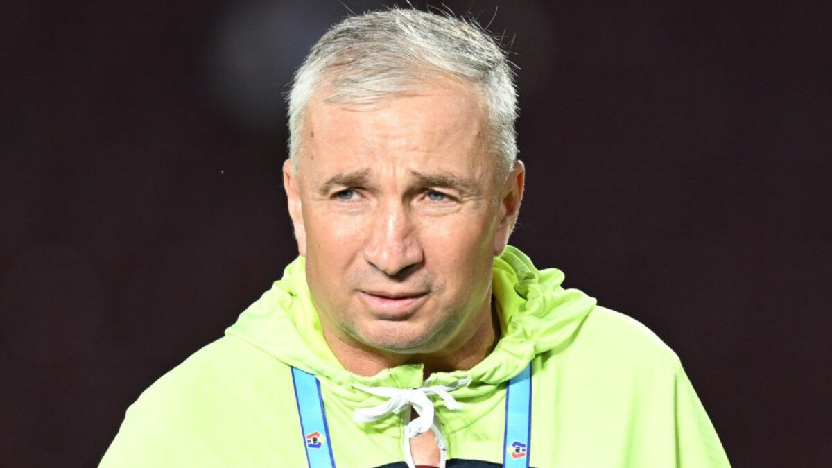 Imagine Stire Dan Petrescu, probleme grave de sănătate! Ce se întâmplă cu fostul antrenor de la CFR Cluj: „A slăbit 30 de kilograme | 2review.ro