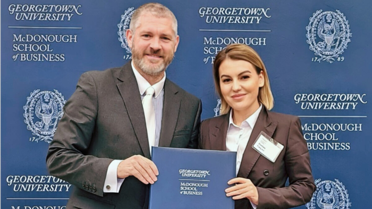Imagine Stire Romina Gingașu finalizează un program special în Leadership la Georgetown University din Washington D.C., în colaborare cu Mannheim University din Germania | 2review.ro