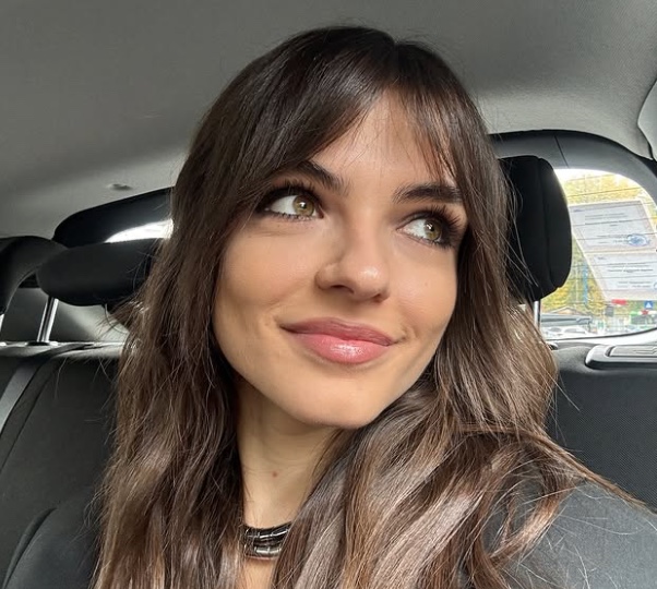 Îți mai amintești de Sabrina, de la Superstar? Cu ce se ocupă acum fata care i-a luat mințile lui Carla’s Dreams la Pro TV