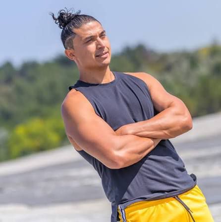 Alexander Florescu te învață cum să ai un posterior de vis