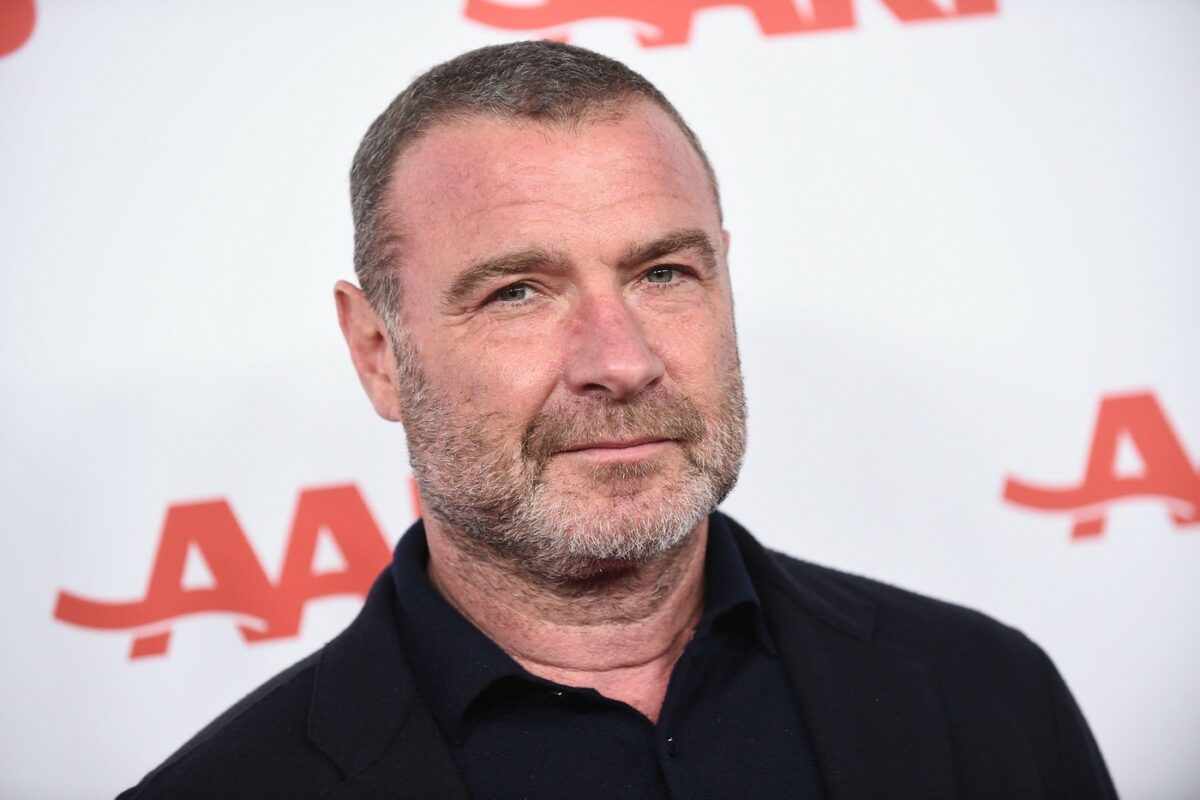 Imagine Stire Liev Schreiber, dus de urgență la spital în New York. Actorul are dureri cumplite | 2review.ro