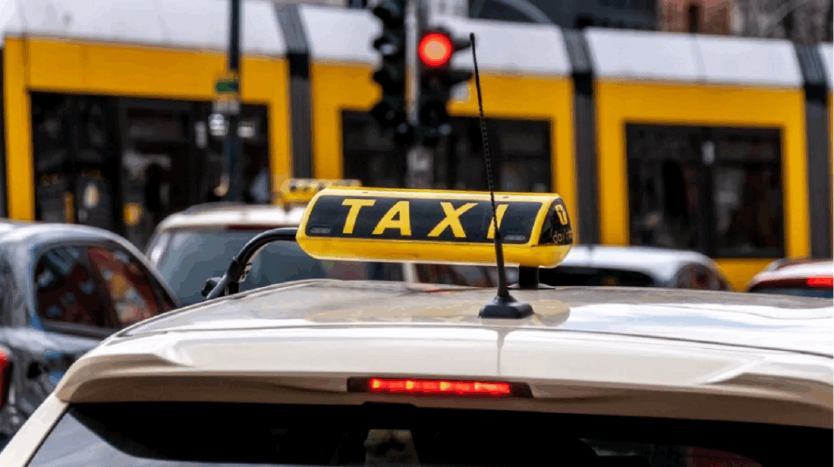 Crimă în Mioveni! Un taximetrist de 60 de ani a fost înjunghiat mortal. Unde s-a putut ascunde suspectul