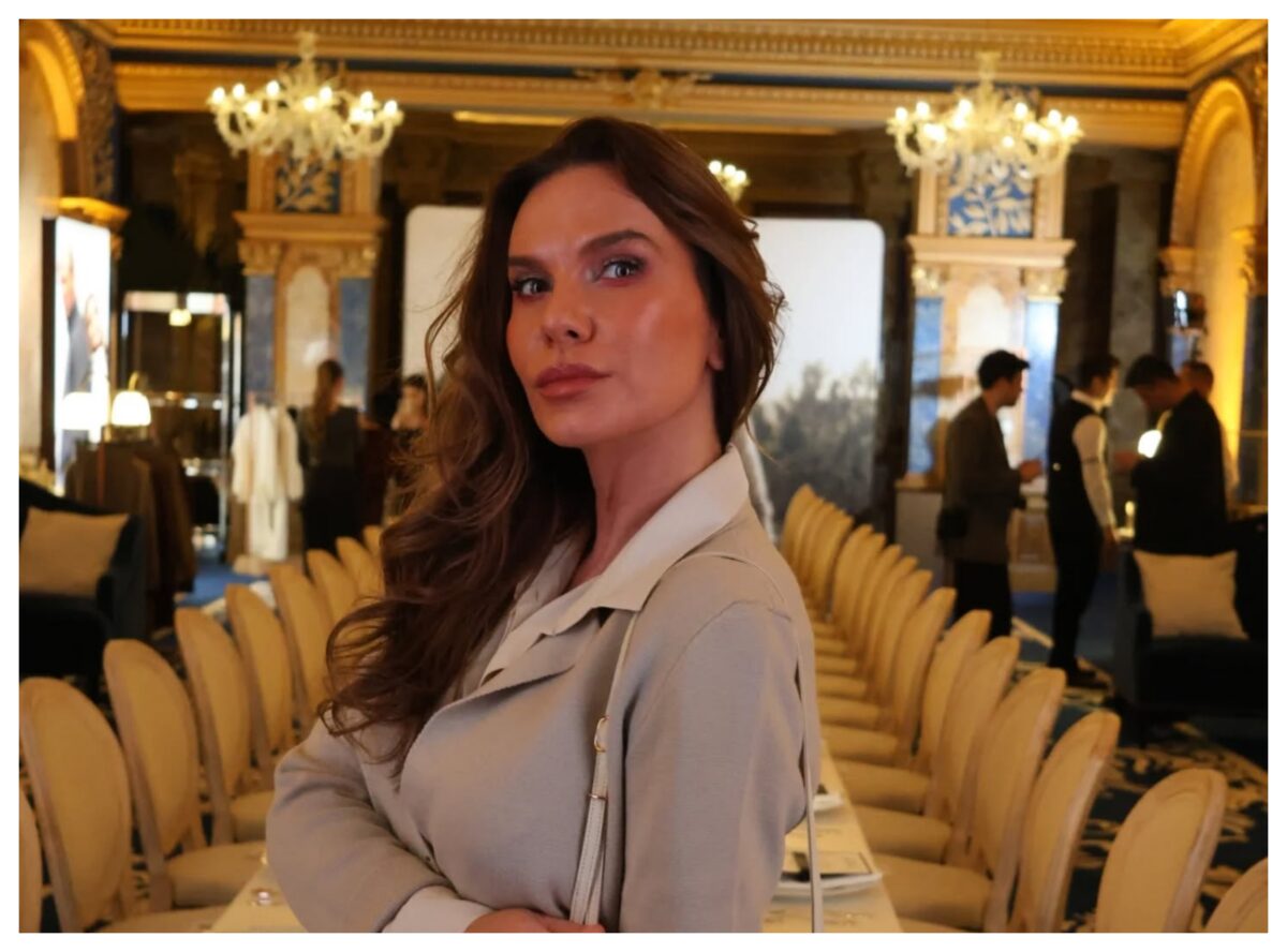 Motivul uluitor pentru care un client i-a returnat comanda Annei Lesko. Artista lucrează manual globuri de Crăciun