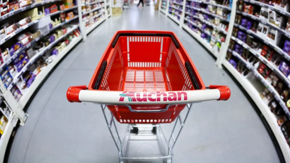 Ce program are Auchan de Revelion 2026. Când sunt deschise magazinele de Anul Nou
