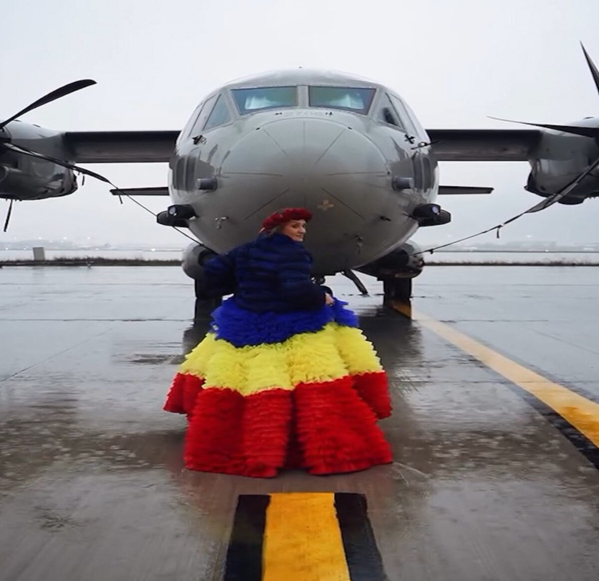 Cum a apărut Viorica, o moldoveancă din Chișinău, la parada de 1 Decembrie? Toate privirile s-au întors către ea