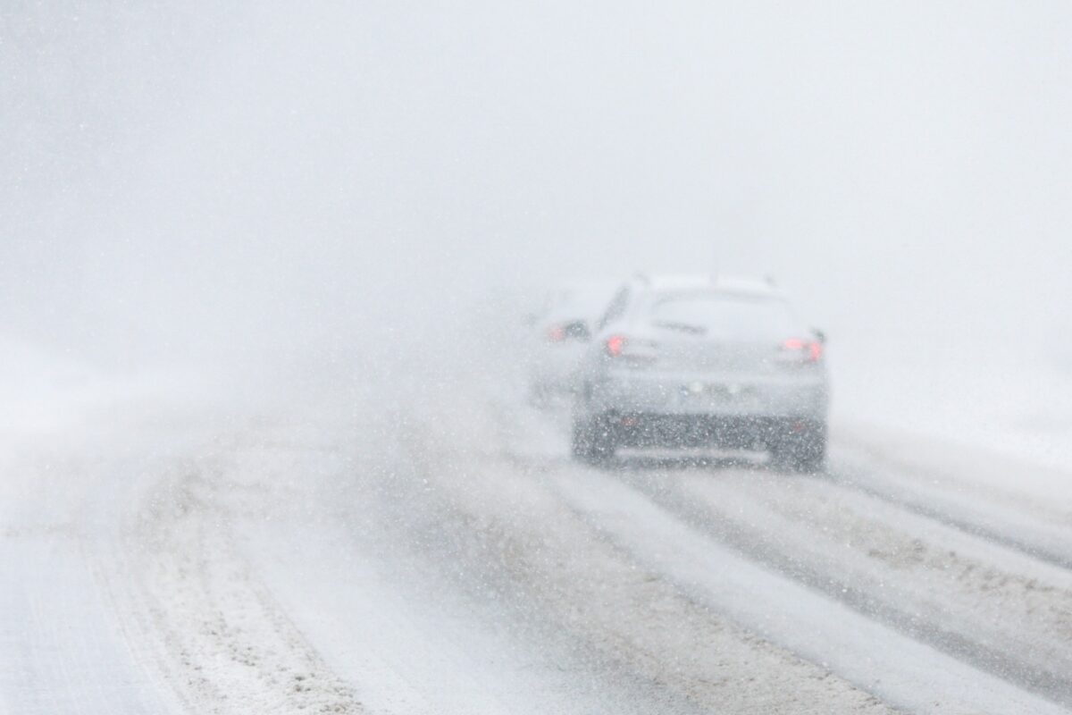 Ninge 11 zile fără oprire, în România! Zonele în care iarna va lovi năprasnic