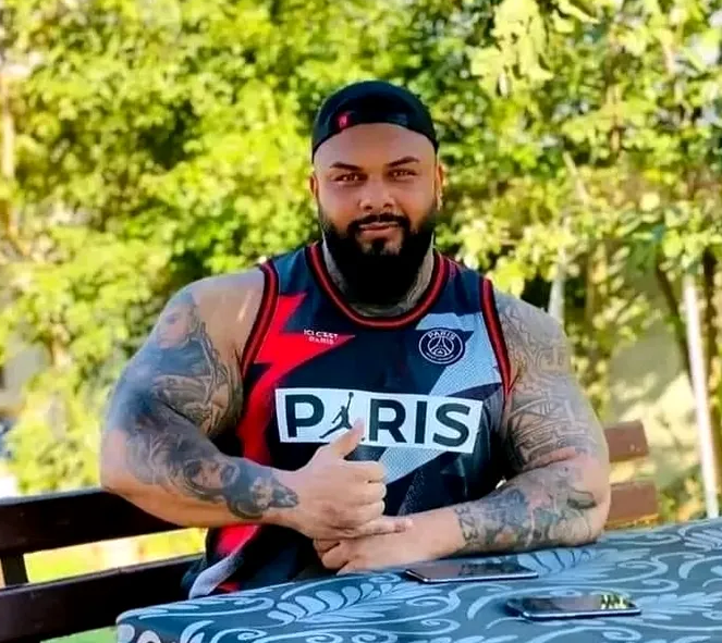 Bebino a ajuns de urgență la spitalul penitenciarului Rahova/ sursă foto: social media