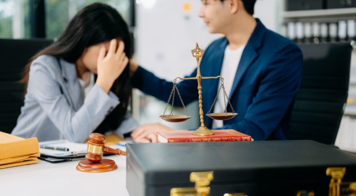 Se împart bunurile dobândite înainte de căsătorie în cazul unui divorț după un mariaj de 5 ani? Răspunsul avocaților