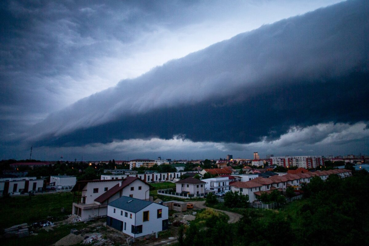 Cod roșu în România! ANM a emis o avertizare imediată: care sunt zonele afectate