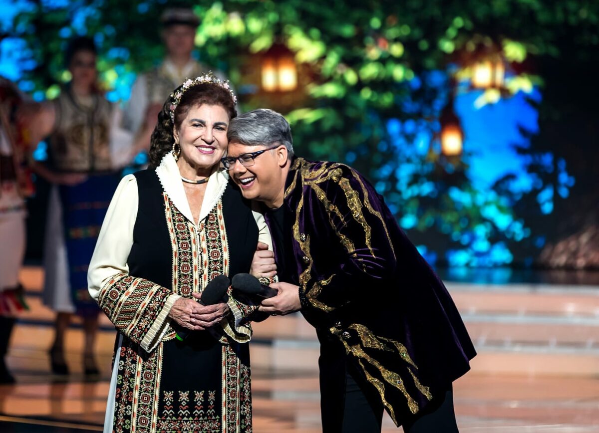 Ce poți vedea la TVR de Revelion 2026? Duete de legendă cu Irina Loghin, Stela Enache, Paula Seling și Paul ‘Fuego’ Surugiu