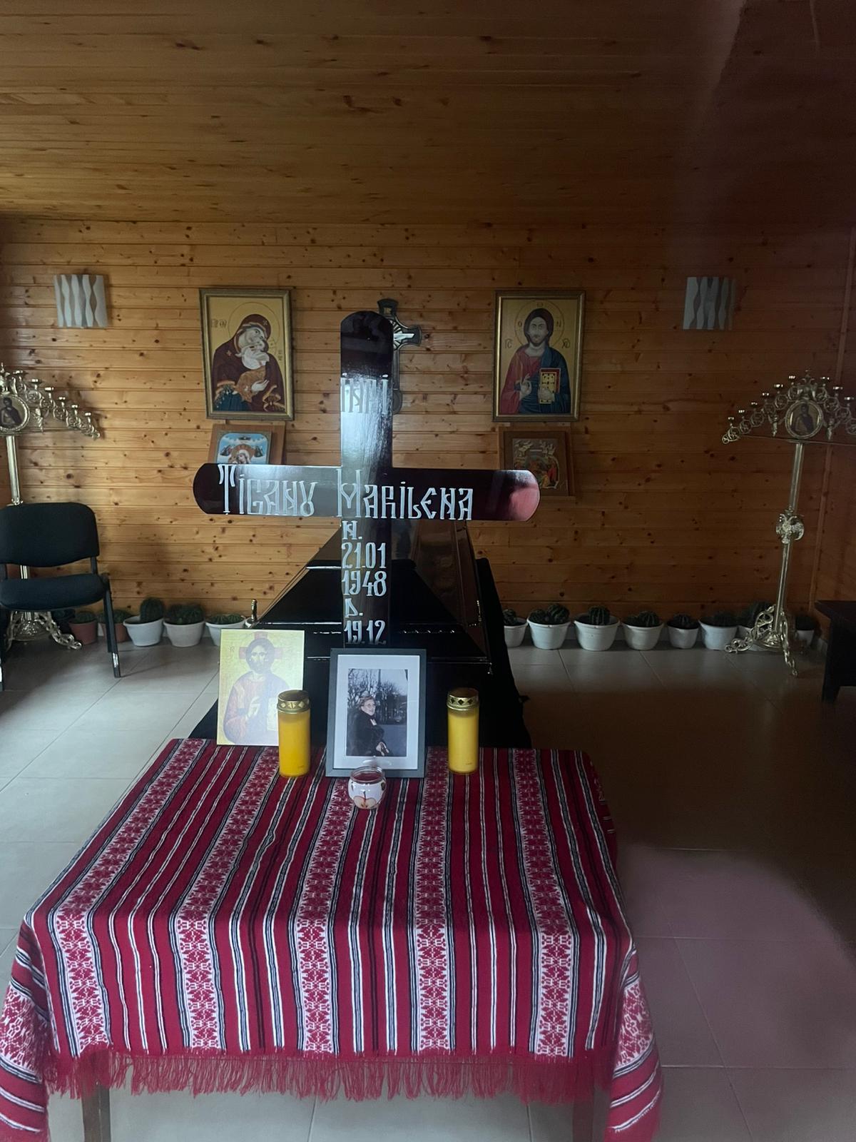 Ce a apărut la căpătâiul Marilenei, mama Mihaelei Rădulescu