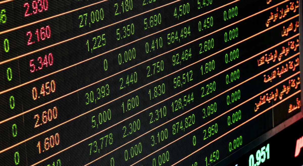 Curs valutar BNR, 15 decembrie 2025. Cât costă 1 euro cu 10 zile înainte de Crăciun