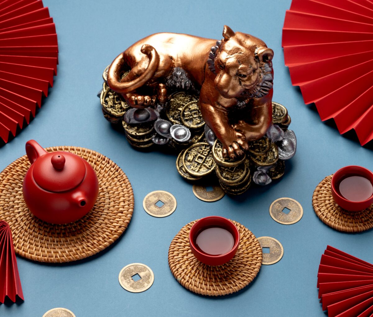 Imagine Stire Horoscop chinezesc 30 decembrie 2025. Curaj, intuiție și decizii importante: horoscopul chinezesc al zilei, sub semnul Tigrului | 2review.ro