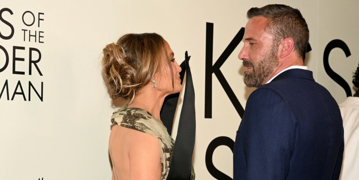 Imagine Stire Jennifer Lopez și Ben Affleck, din nou împreună înainte de Crăciun! Au fost surprinși la cumpărături | 2review.ro