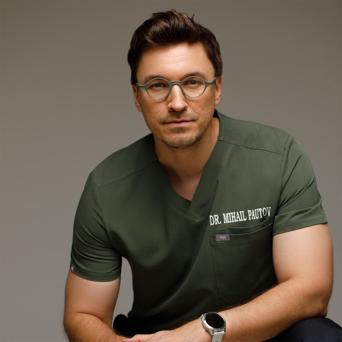 Imagine Stire Dr. Mihail Pautov dezvăluie: „100 de grame de pui NU înseamnă 100 de grame de proteină” – greșeala pe care o fac toți românii | 2review.ro