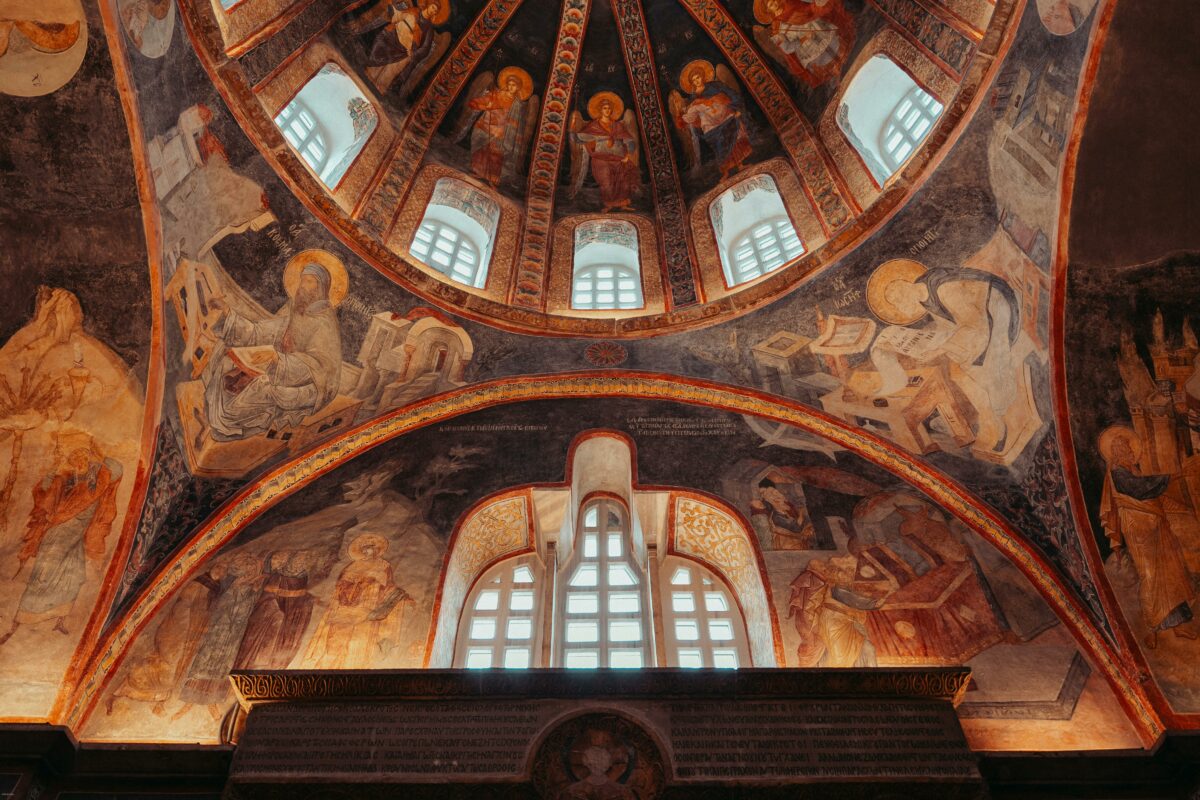 Calendar ortodox 31 decembrie 2025: Astăzi o cinstim pe Cuvioasa maică Melania Romana. Citește-i rugăciunea aducătoare de izbăvire!