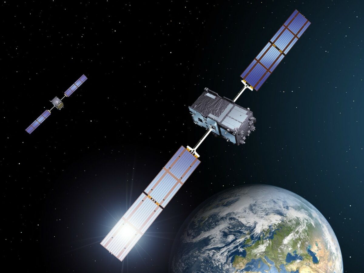 Un satelit Starlink a scăpat de sub control. Sunt șanse să intre în atmosfera Pământului