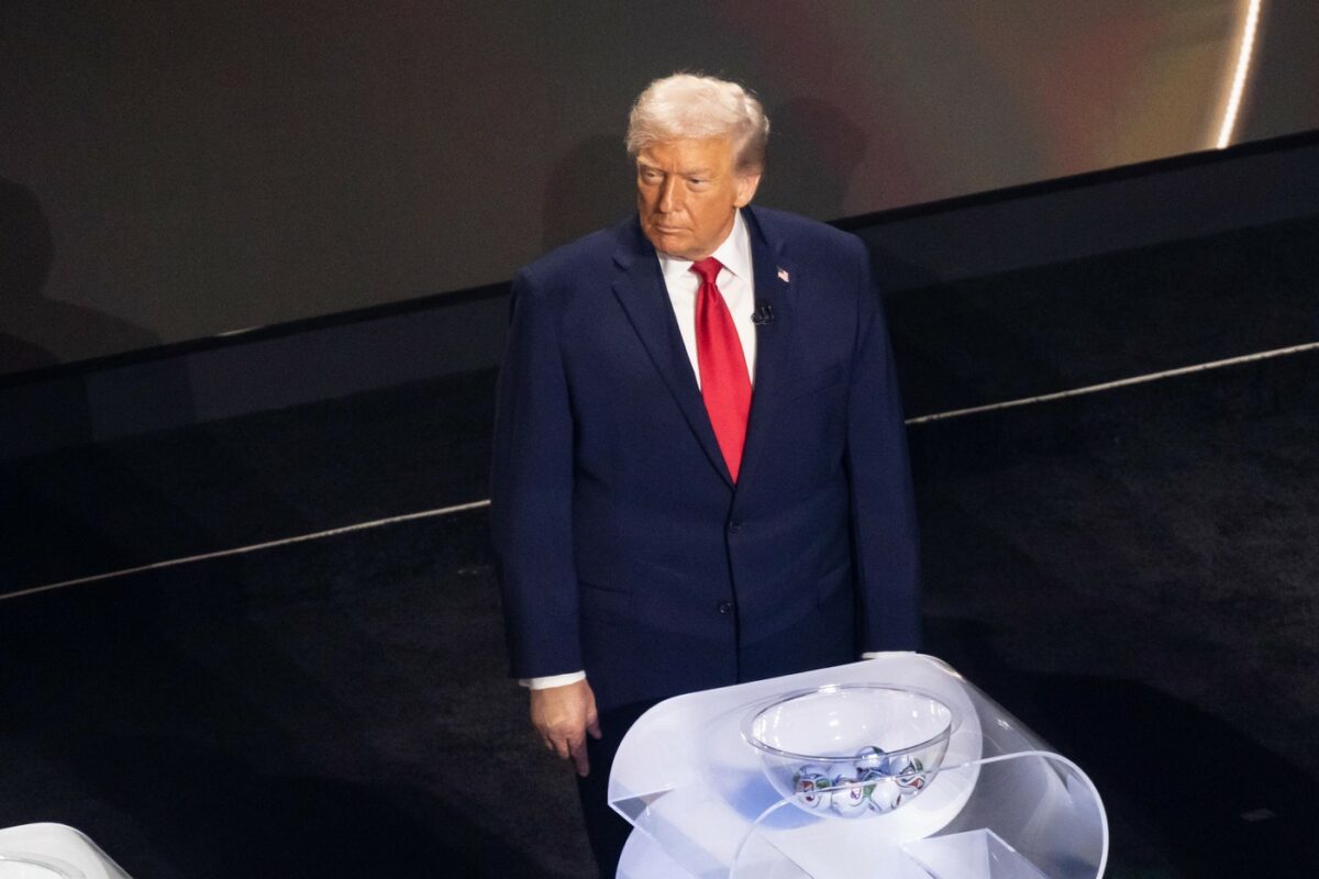 TRUMP a făcut SHOW la tragerea la sorți! Ce bilă a tras președintele Americii?