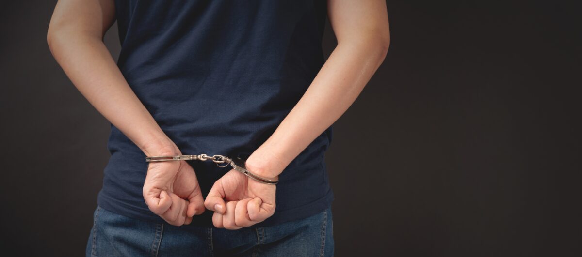 Imagine Stire Cum a ajuns un bărbat să fie arestat pentru câteva poze banale postate pe internet: „Am trecut prin 13 săptămâni infernale”. Povestea i-a atras atenția și lui Elon Musk | 2review.ro