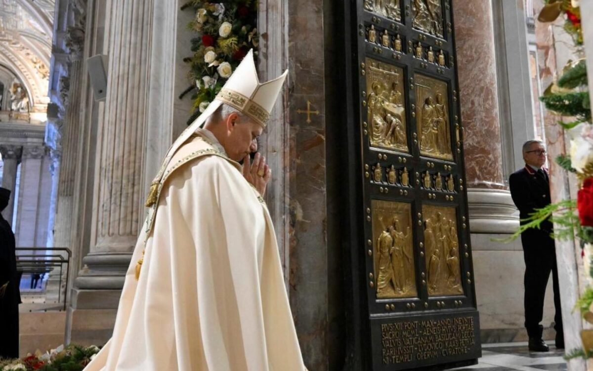 De ce Papa nu poate fi donator de organe, deși Biserica spune „da”. Adevărul despre credință și tradiție