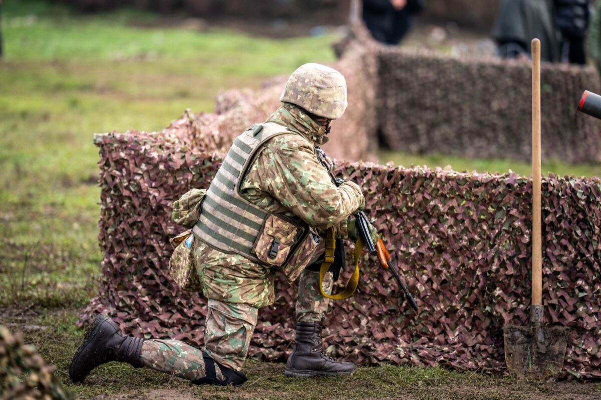 Câți bani primește lunar un voluntar în Armata Română. Serviciul a intrat în vigoare la 1 ianuarie 2026
