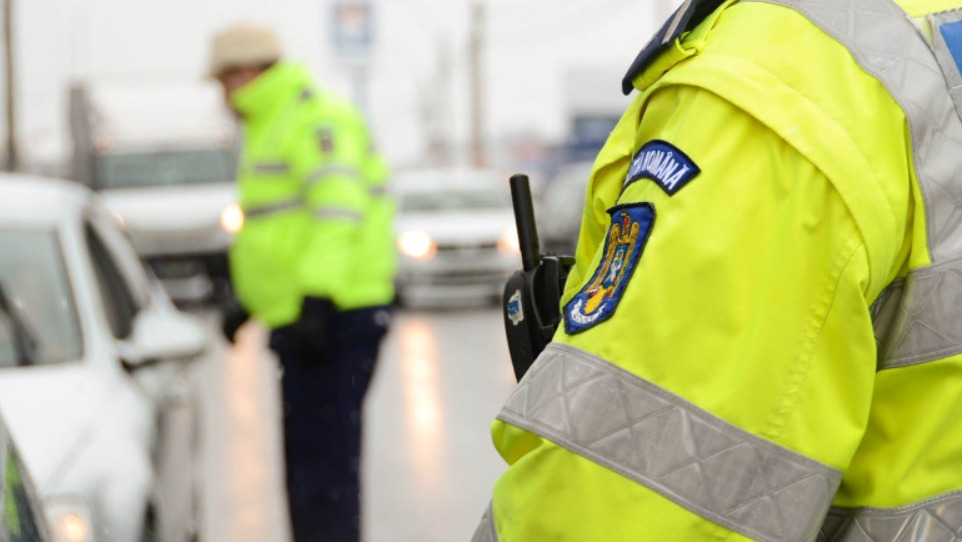 Ce pensie are un fost polițist în 2026. Poate ajunge chiar la 4.000 de euro