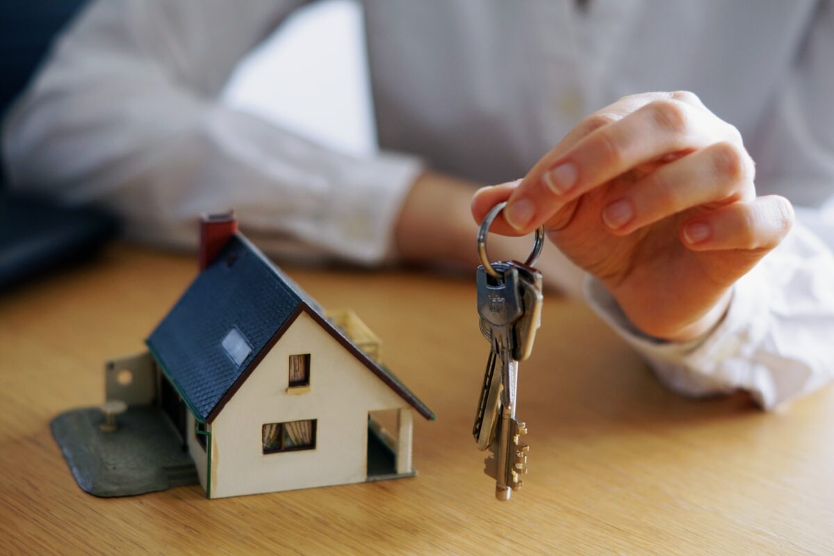 Locatarii care nu sunt obligați să-și plătească întreținerea. Asociația de proprietari nu îi poate da în judecată