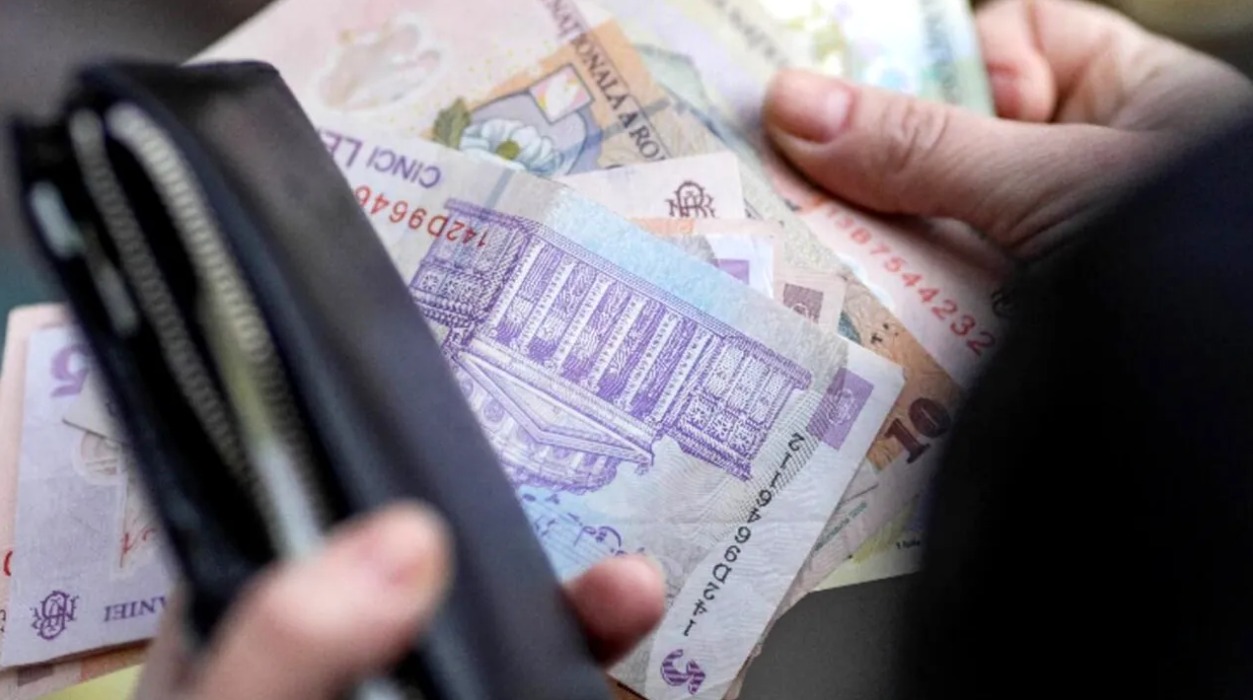 Românii cărora li se vor șterge datoriile. Sunt vizate 7.000 de persoane/ sursă foto: social media