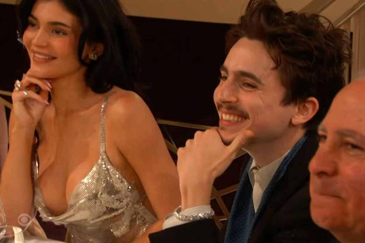Toate diamantele, pentru Kylie și Timothée: Marele premiu și ținuta de 100 de carate de la Globurile de Aur 2026