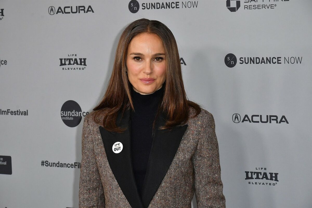 Imagine Stire Natalie Portman, critici dure la adresa Premiilor Oscar 2026. Ce le reproșează organizatorilor | 2review.ro